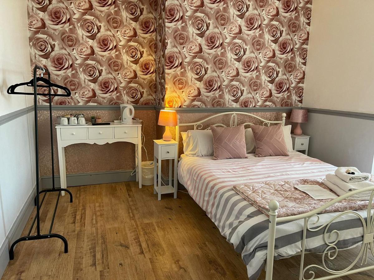 Lilyrose Hotel Whitby Extérieur photo