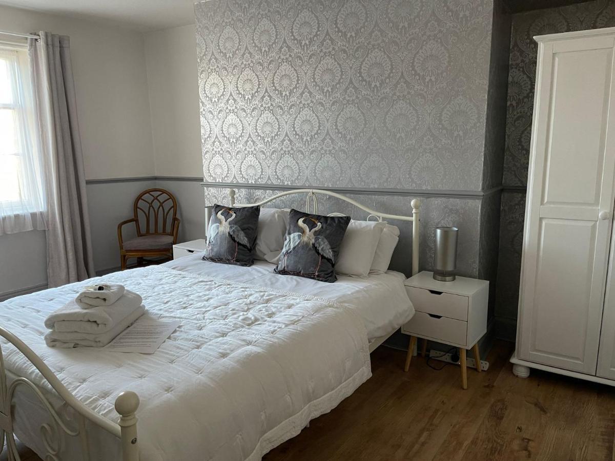 Lilyrose Hotel Whitby Extérieur photo