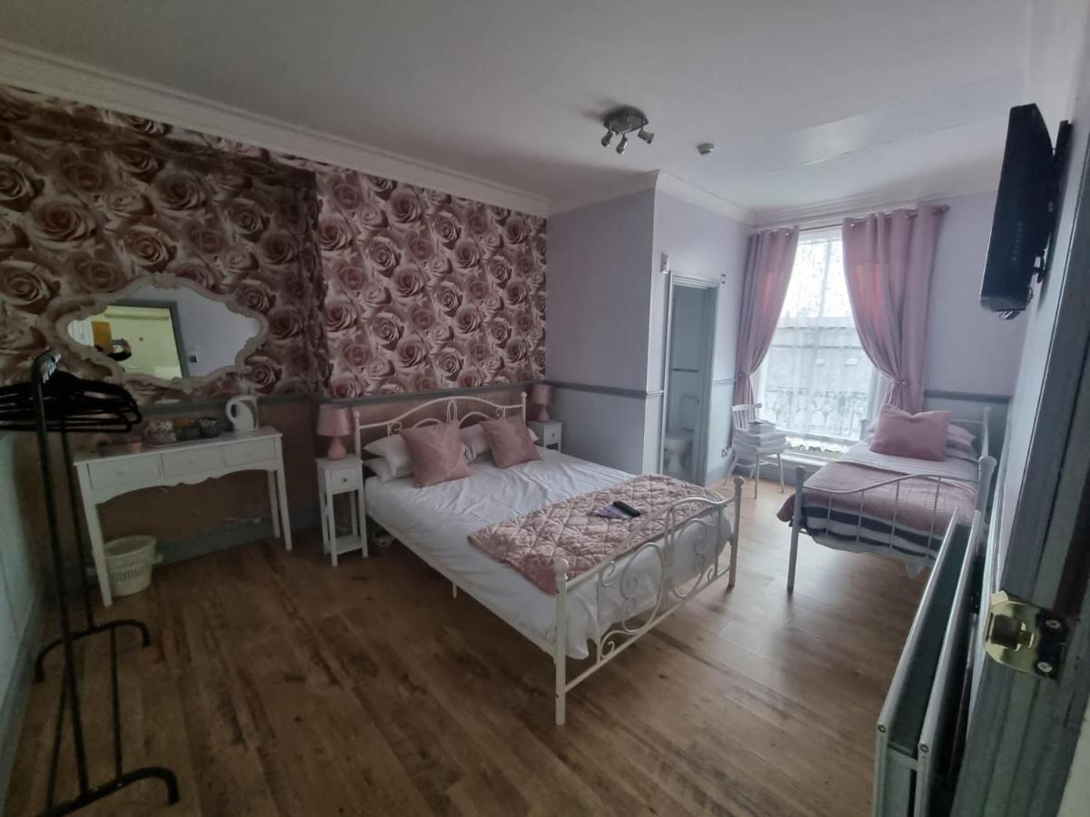 Lilyrose Hotel Whitby Extérieur photo