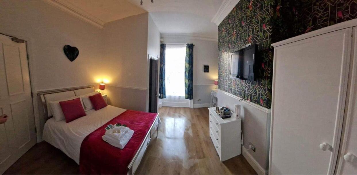 Lilyrose Hotel Whitby Extérieur photo