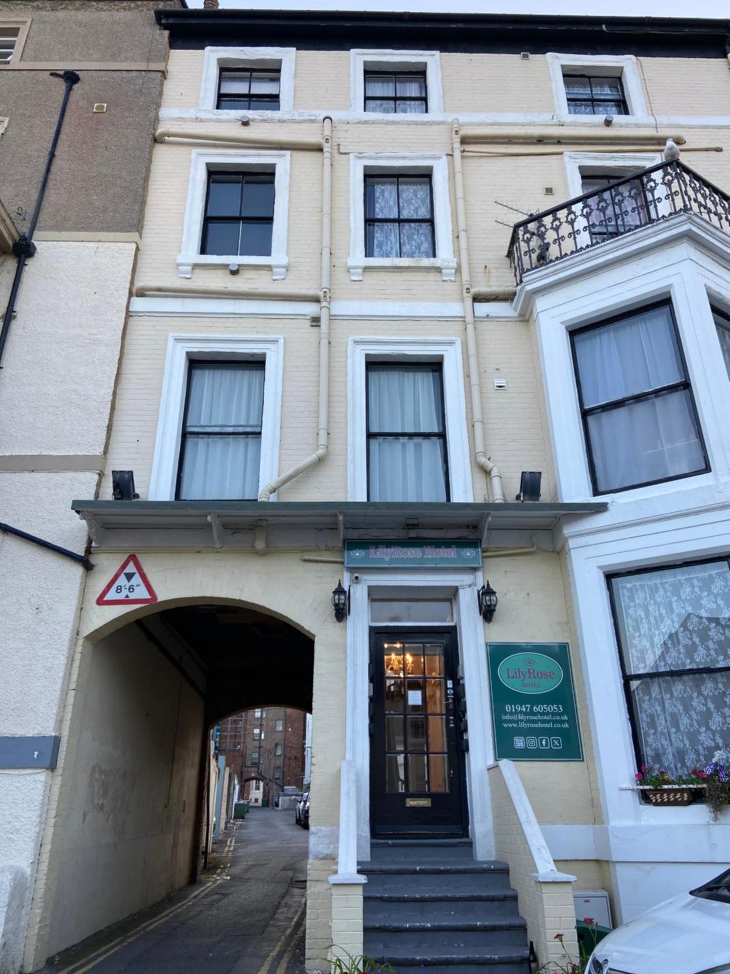 Lilyrose Hotel Whitby Extérieur photo