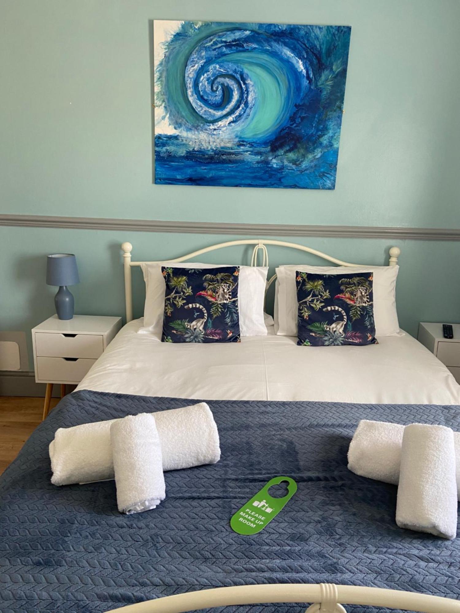 Lilyrose Hotel Whitby Extérieur photo
